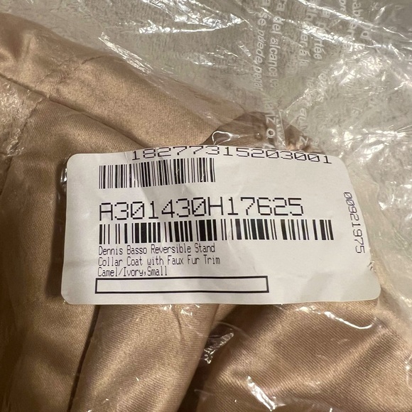 DENNIS BASSO. Women’s Reversible Faux Fur Jacket. Size Small (Medium) - Picture 14 of 15